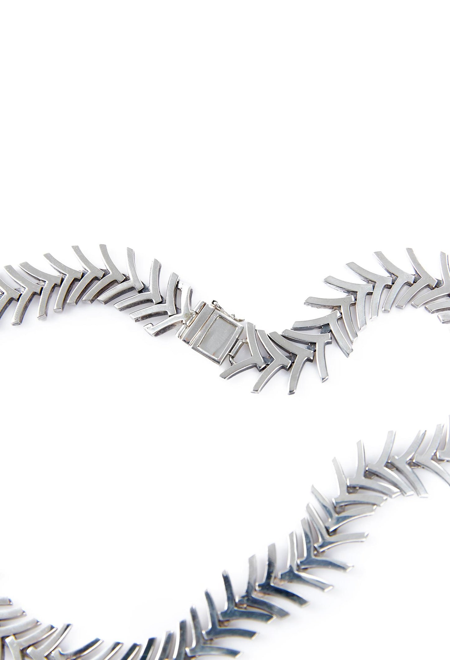 tire necklace